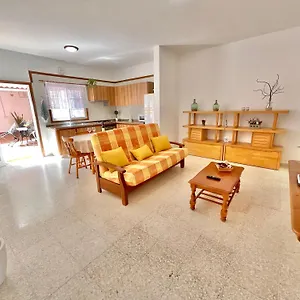 https://baru.adeje-hotels.com